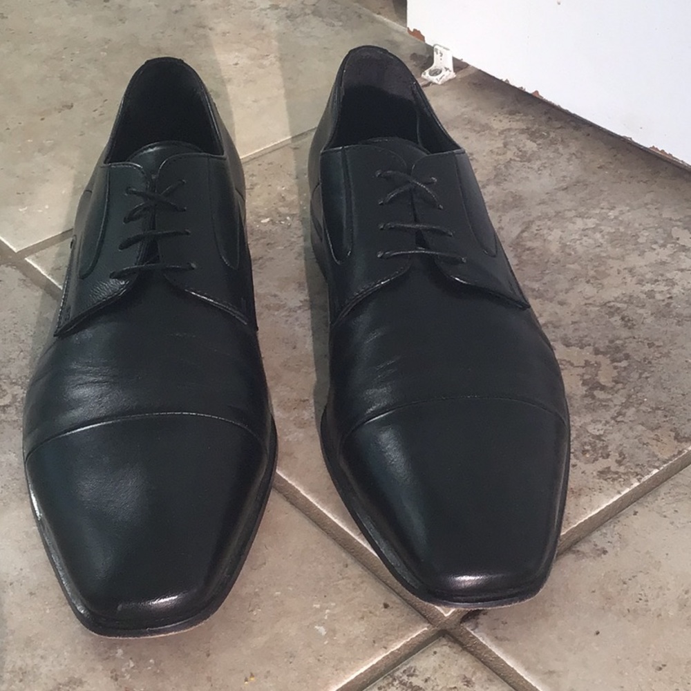 Bruno Magli Black Cap-Toe, Size 11